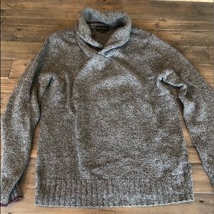 Banana Republic Factory men’s sweater.